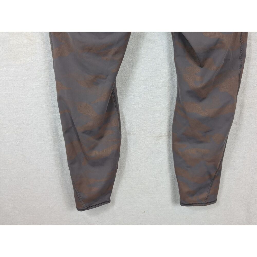 Athleta Rainier Reflective Tight Leggings Camouflage Print Women's Size Large - Picture 8 of 11
